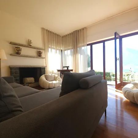 Del Dottore Villa *