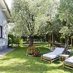 Del Dottore Villa *